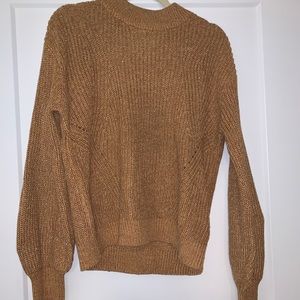 Women’s gold crew neck sweater with balloon sleeve